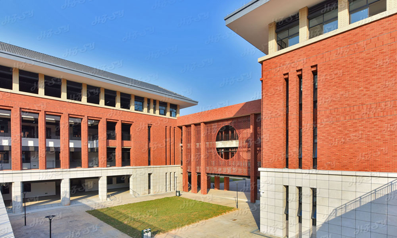 开学季，，，，，AG真人国际助力一波校园上新